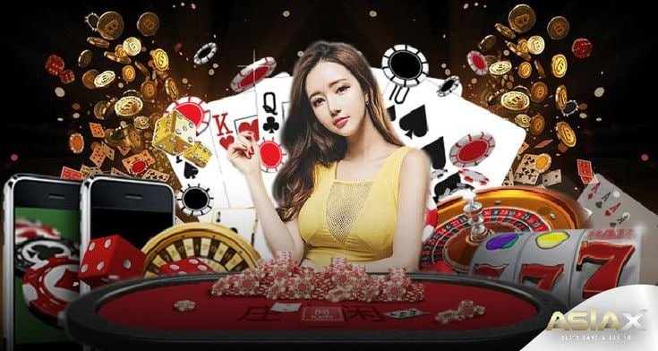 7777kyats တိုက်ရိုက်ကာစီနို Real Dealer နှင့် Live Baccarat ကစားနေသောမြင်ကွင်း